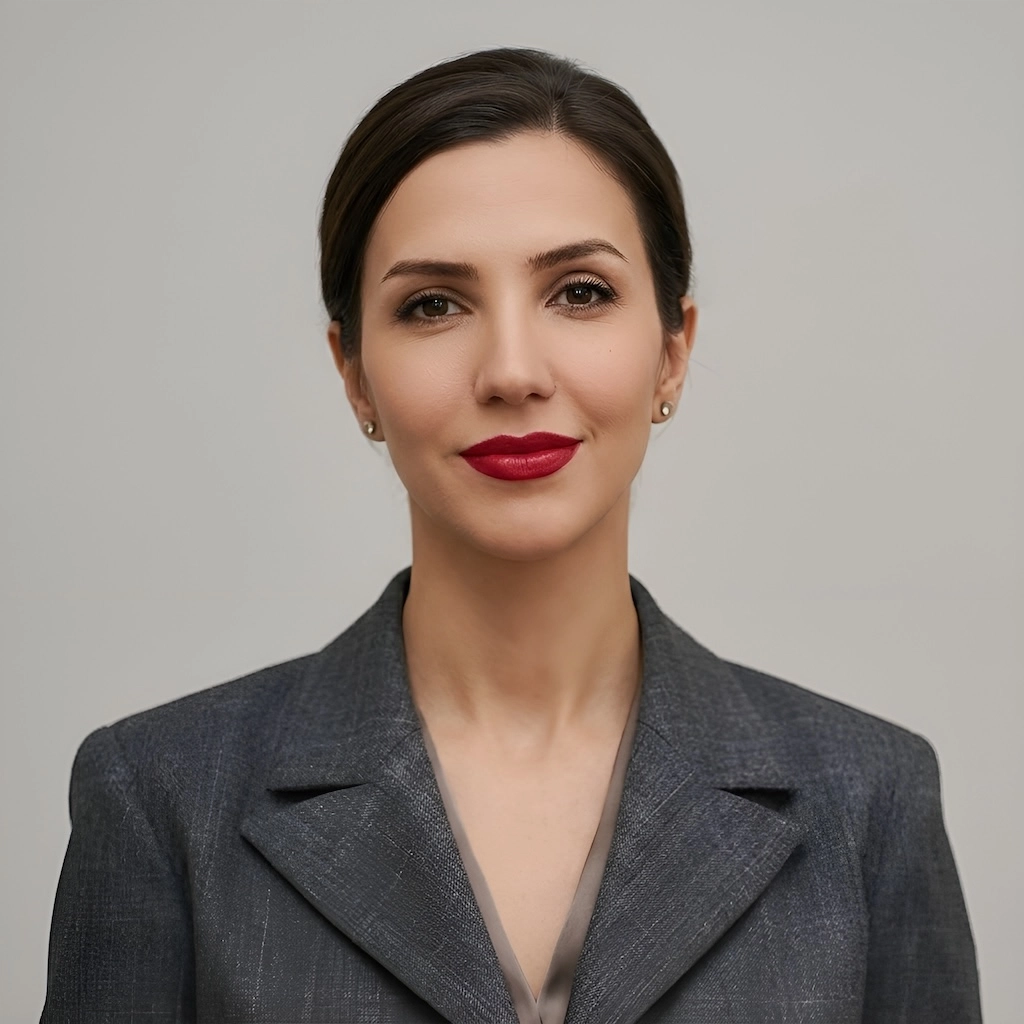 Mona Hadavi, UI/UX Designer at CodifyKit